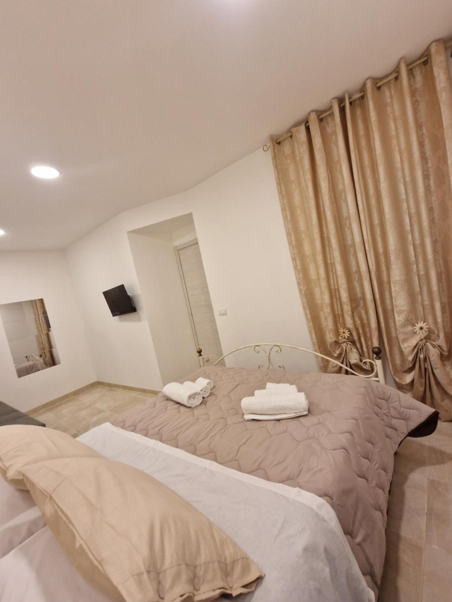 House In The Castle Via Gramignani N 35 Catania Villa ภายนอก รูปภาพ